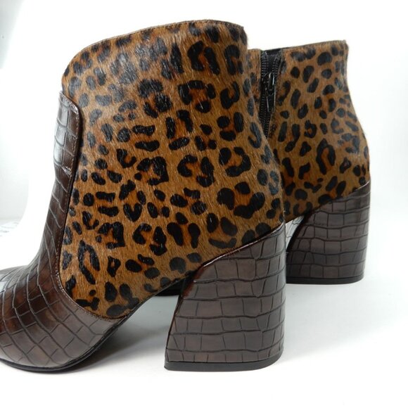 Jeffrey Campbell Bentlee Bootie Size 8 Cheetah Brown Calf Hair Leather NEW - Picture 3 of 10